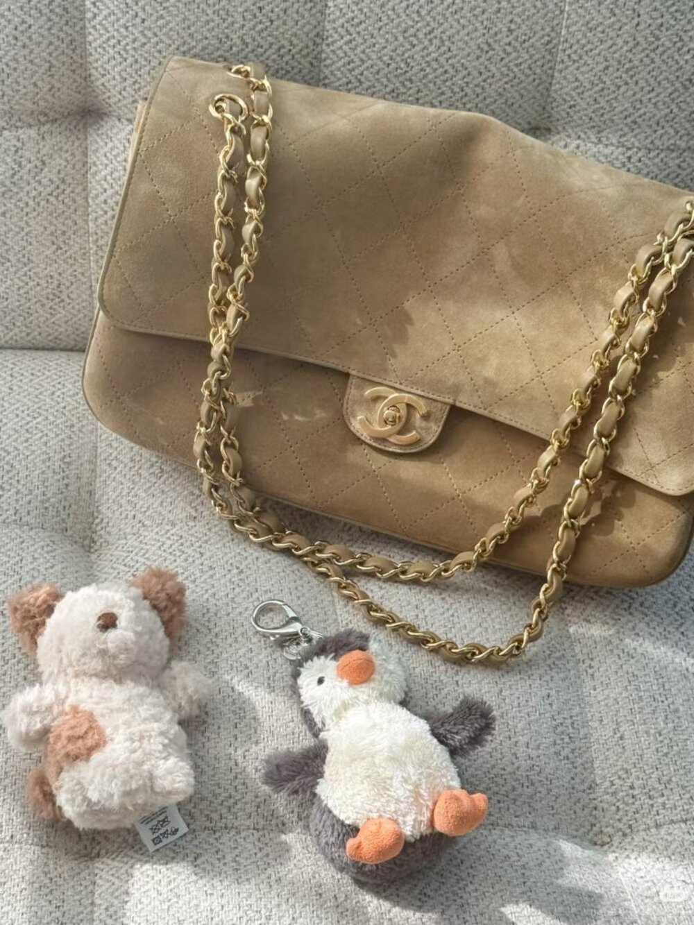 Classic CHANEL Bags: A Stylish and Versatile Choice for Elegance